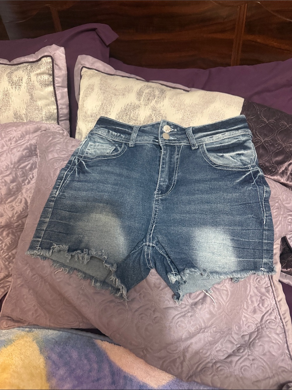 Classic High-Rise Denim Shorts in Medium Blue